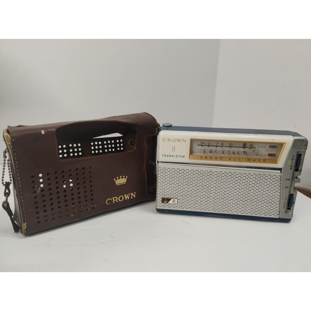 Vintage Crown TR-802 transistor radio from Japan With Cowhide Leather Case
